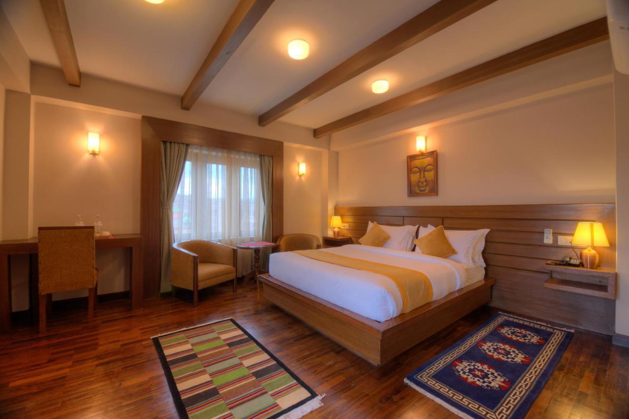 Bhadgaon 5*
